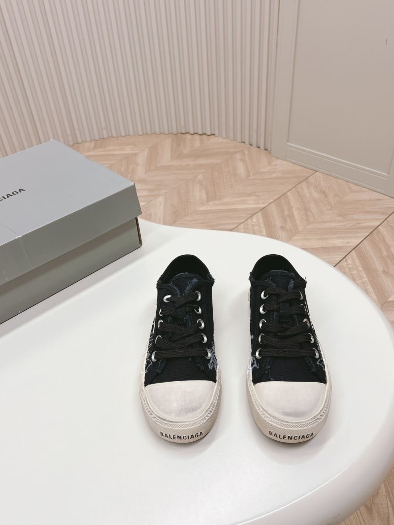 Balenciaga Low Shoes